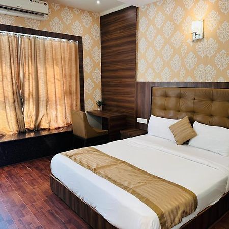 Hotel Bkc Mannat Мумбаї Екстер'єр фото