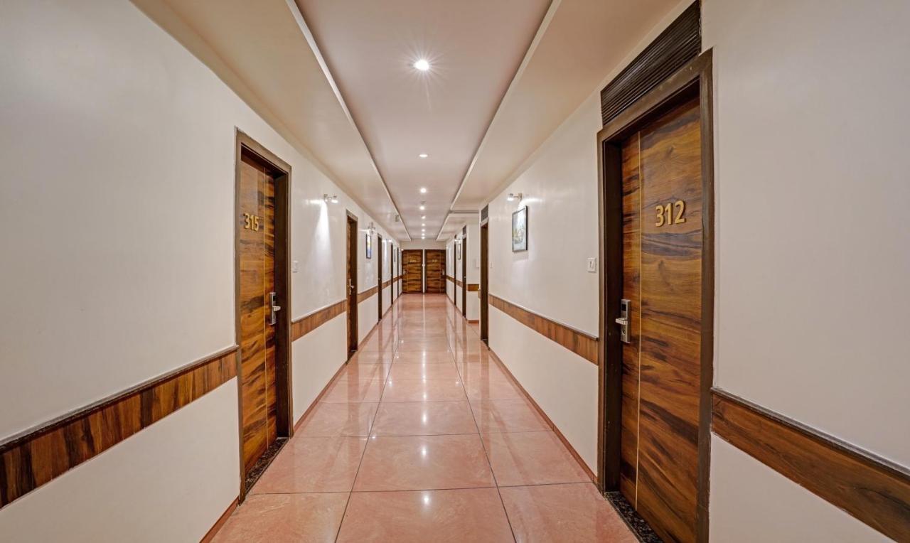 Hotel Bkc Mannat Мумбаї Екстер'єр фото