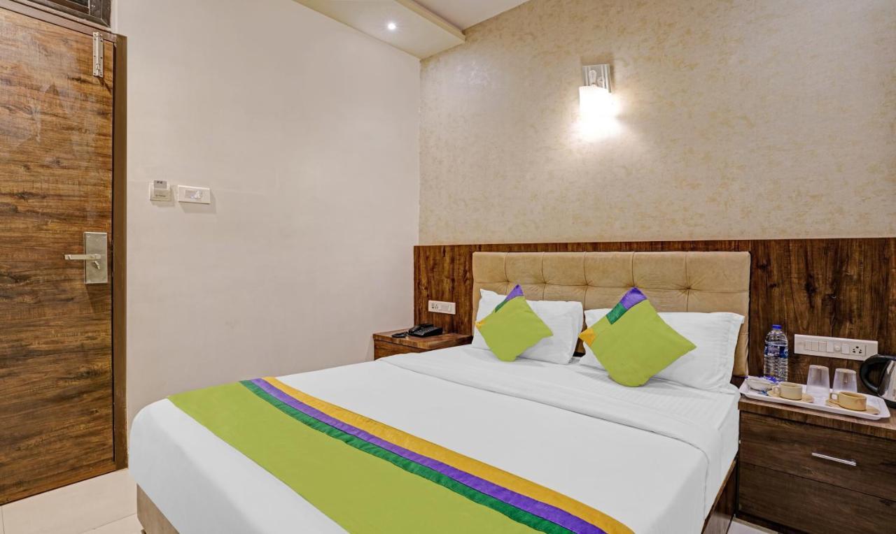 Hotel Bkc Mannat Мумбаї Екстер'єр фото