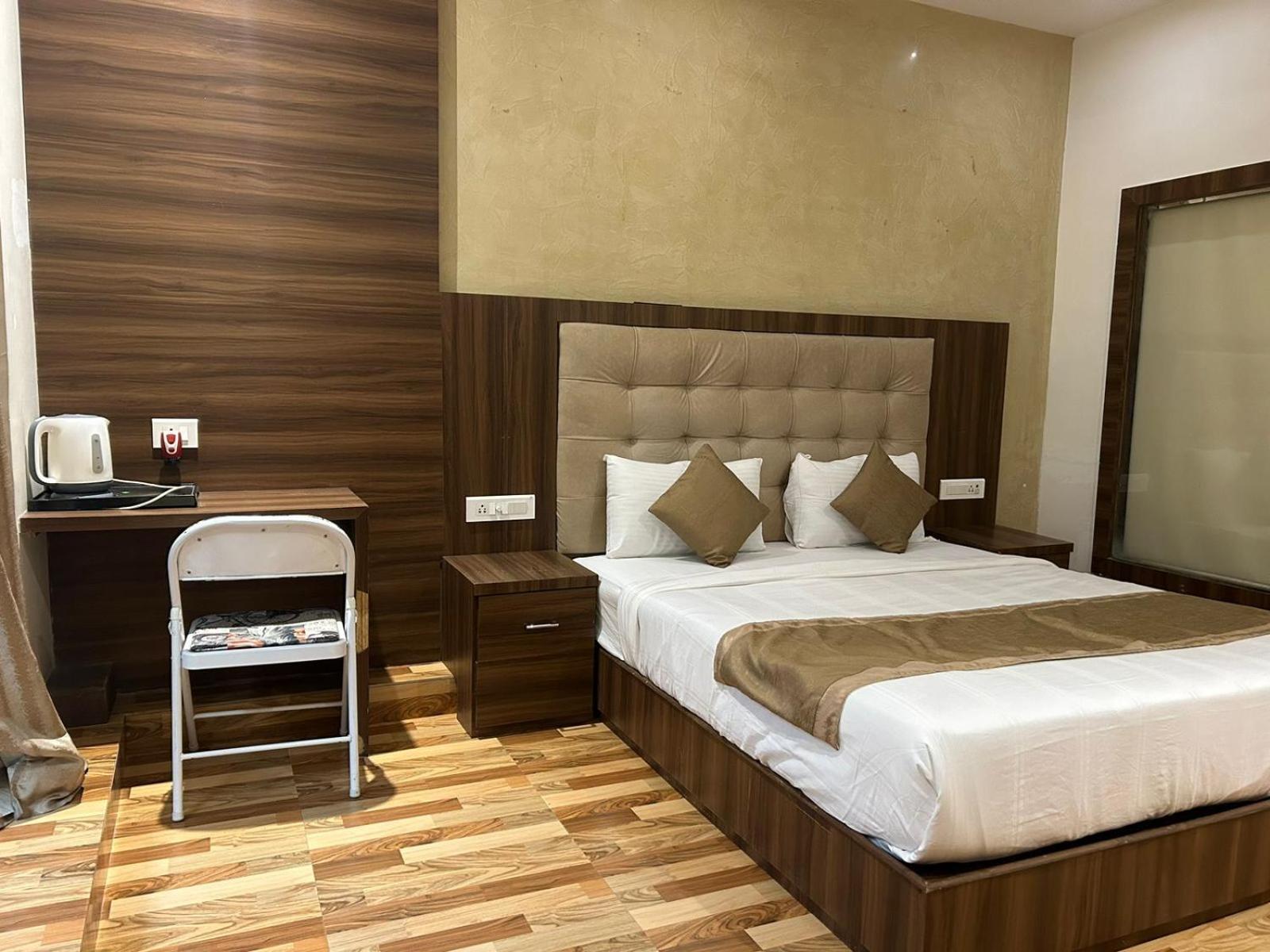 Hotel Bkc Mannat Мумбаї Екстер'єр фото