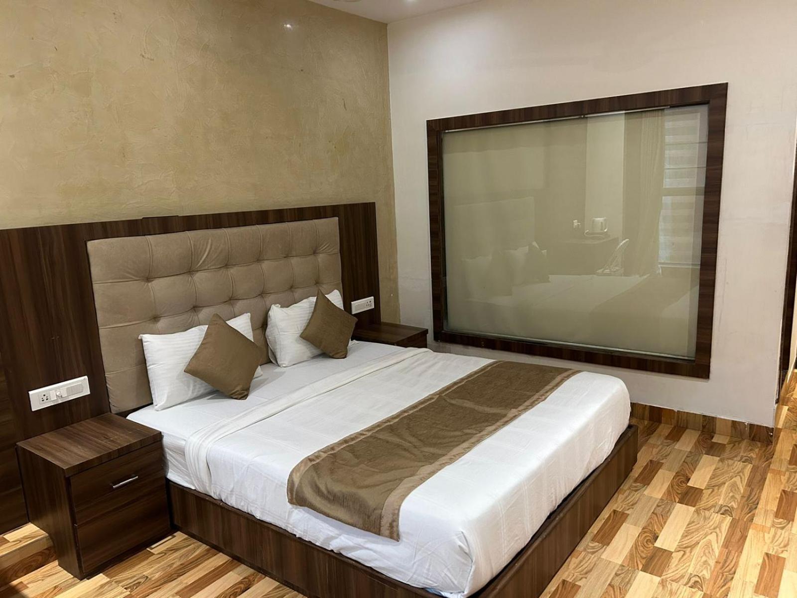 Hotel Bkc Mannat Мумбаї Екстер'єр фото