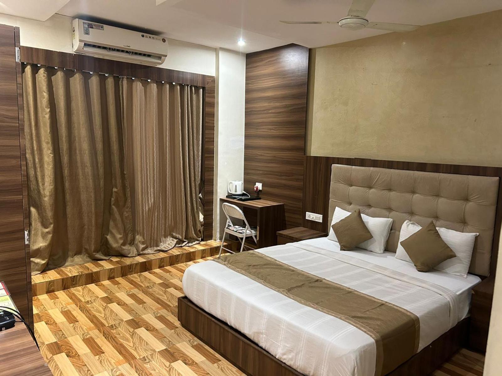 Hotel Bkc Mannat Мумбаї Екстер'єр фото