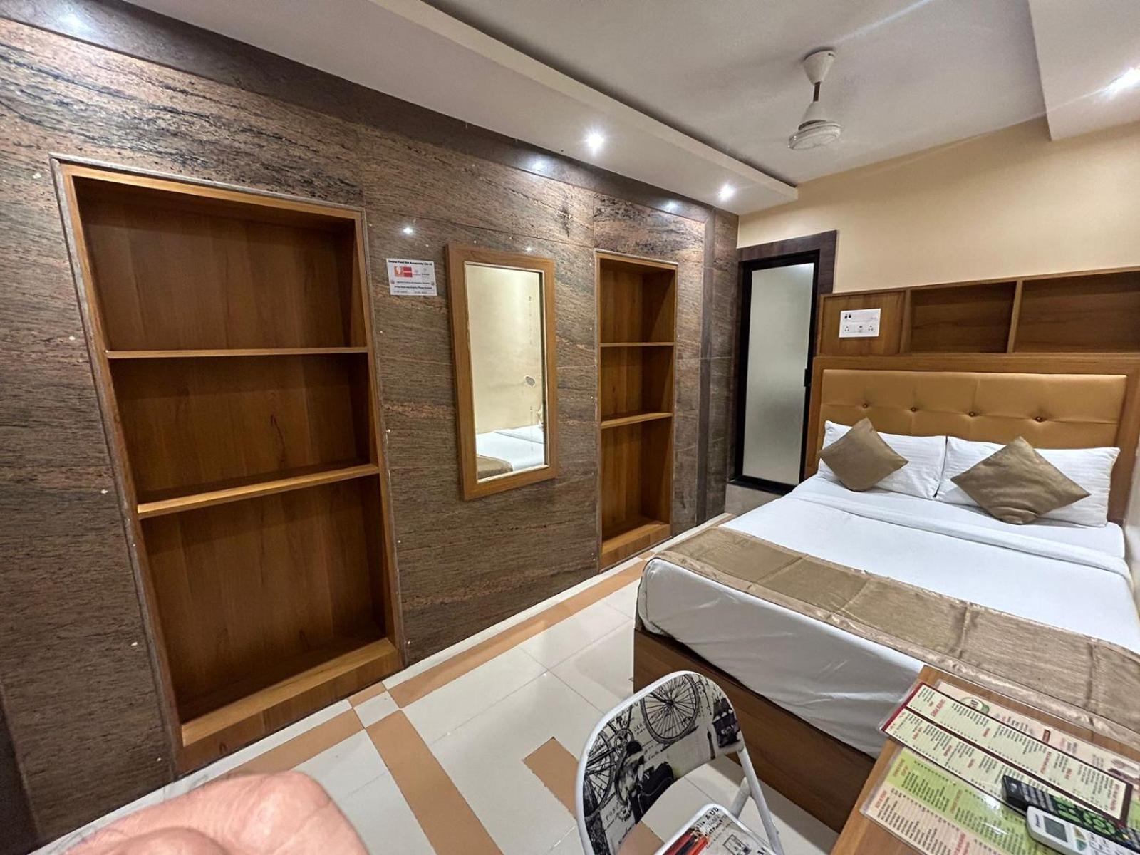 Hotel Bkc Mannat Мумбаї Екстер'єр фото